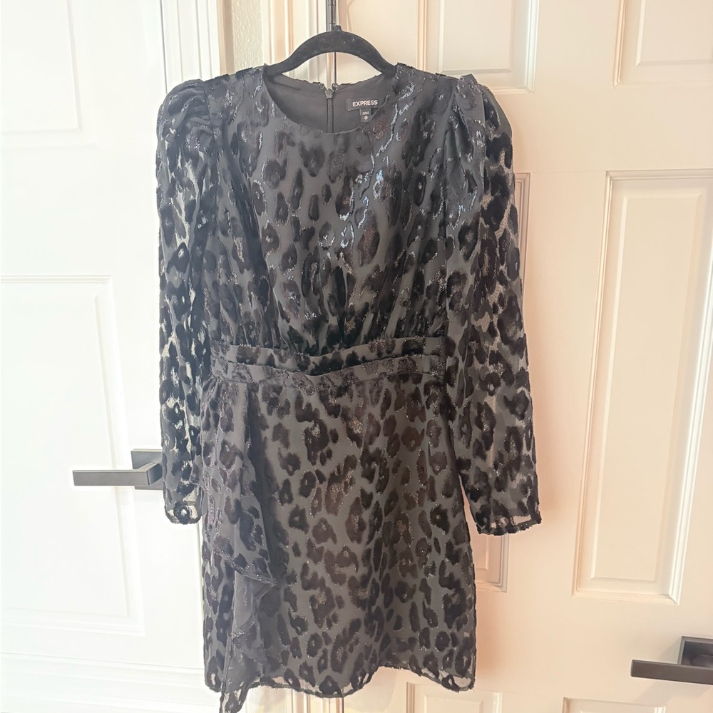 Express XS Black Leopard Print Ruffle Long Puff Sleeve Sparkle Mini Dress